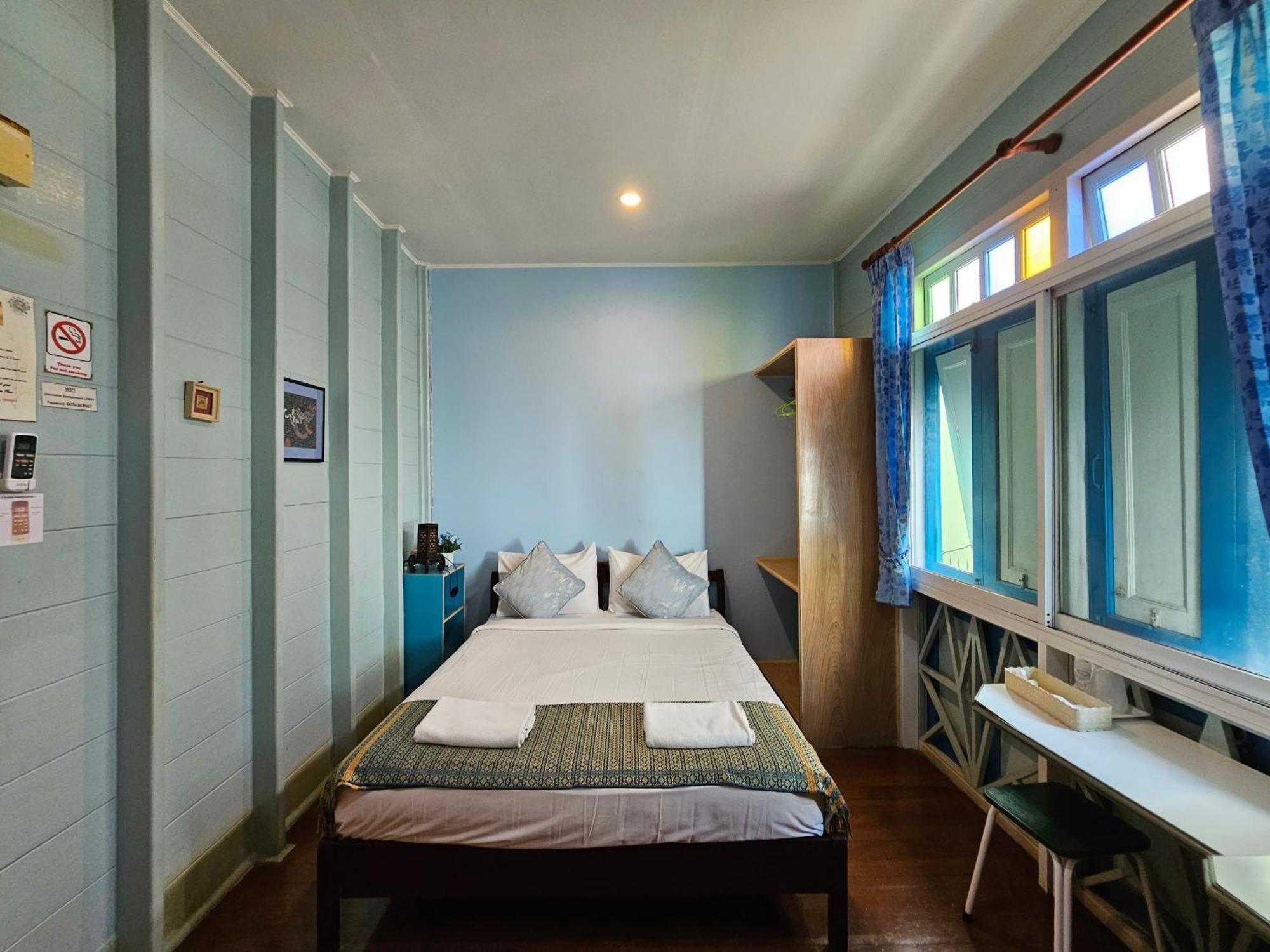 Samsen Sam Place Bangkok Exterior foto