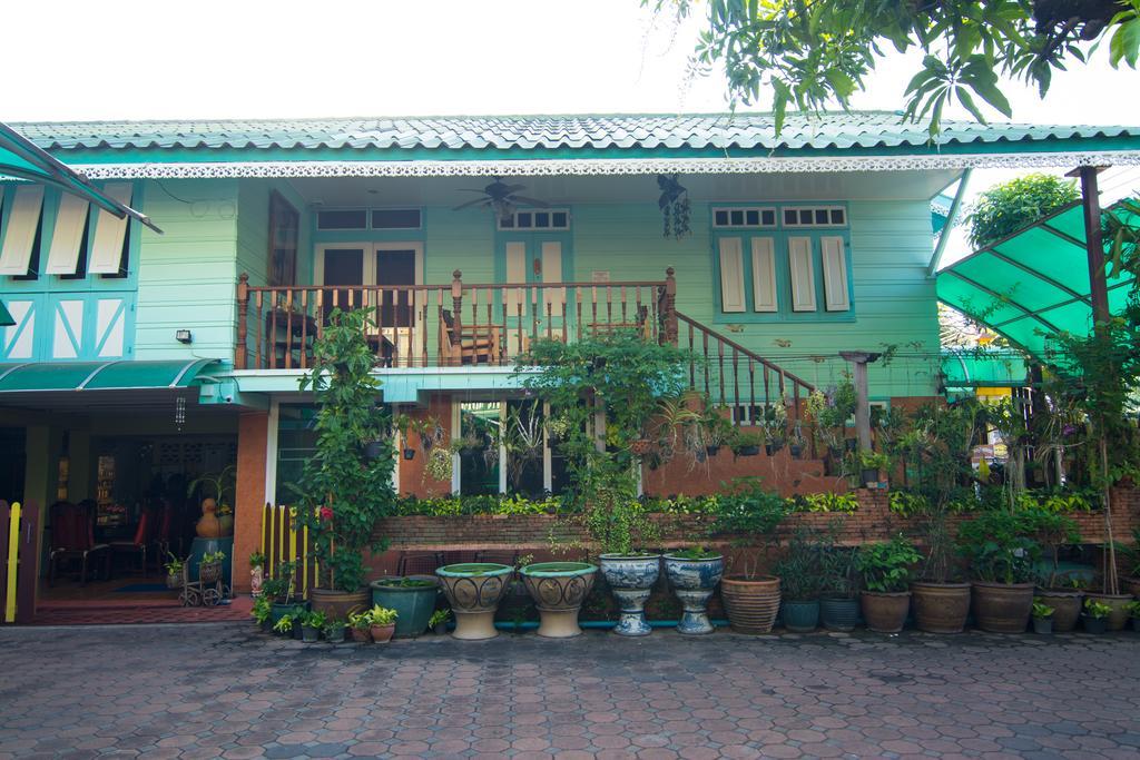 Samsen Sam Place Bangkok Exterior foto