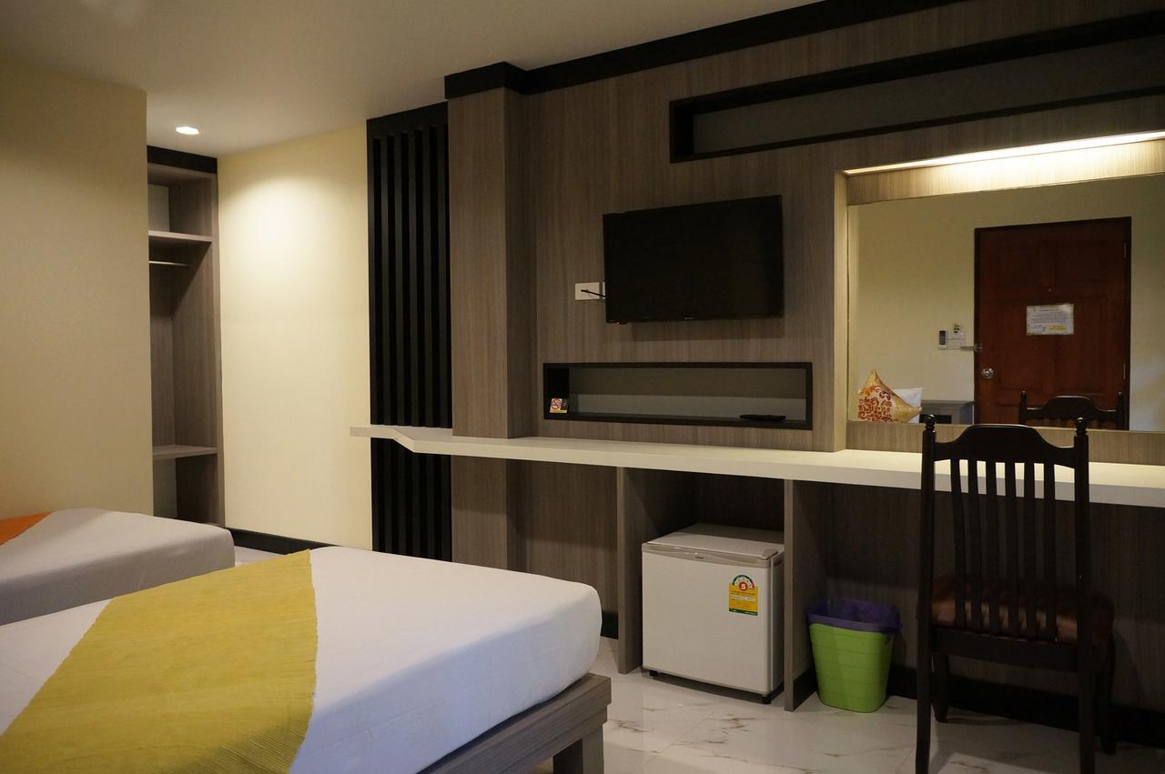 Samsen Sam Place Bangkok Exterior foto