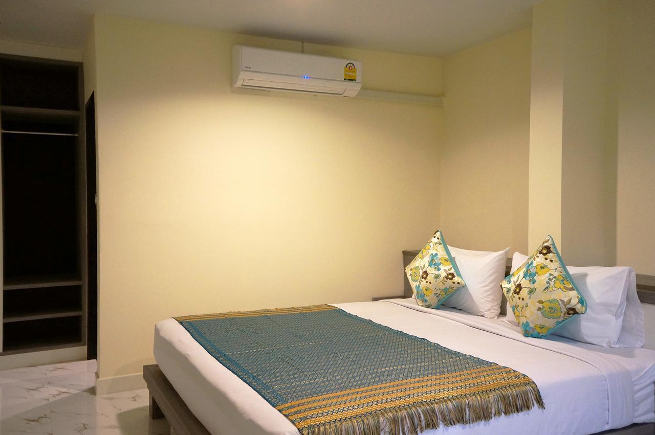 Samsen Sam Place Bangkok Exterior foto